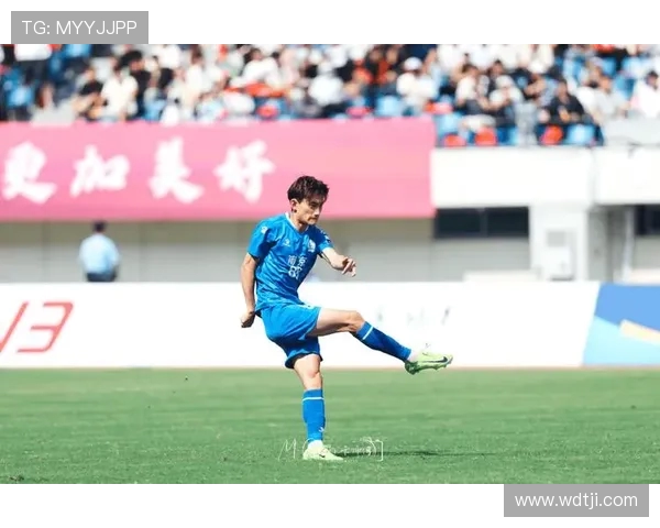 南京足球队的灵活性揭秘：从战术到球员的全面分析与探索