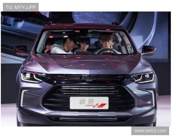 和平精英深度解析：IG战队如何在竞技场中展现强大实力与团队合作